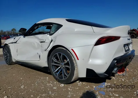 2021 Toyota Supra z USA, uszkodzony, nr VIN WZ1DB2C05MW039979